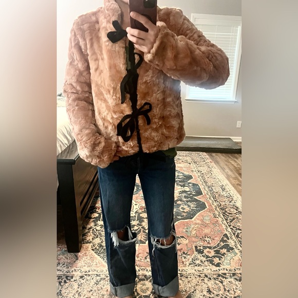 RARE BETSEY JOHNSON COAT Blush Pink Faux Fur - Picture 1 of 14